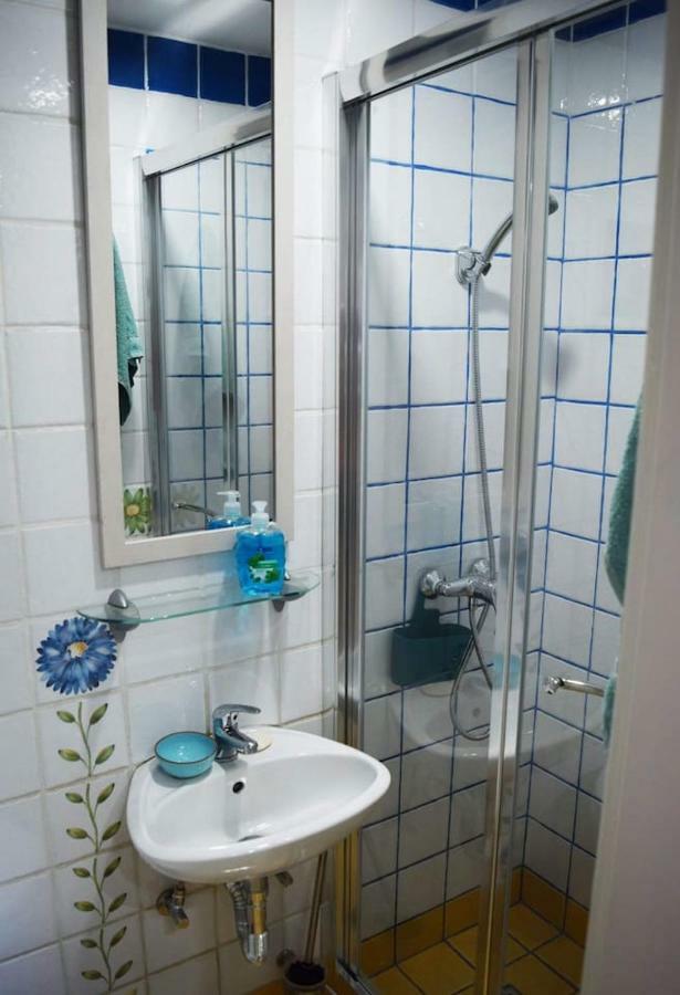 Private Apartment In Pembroke St Julians Extérieur photo